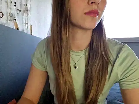 Snapshot of RubyRubin chatting on 03/17/25, 05:16 RubyRubin online show from 03/17/25, 05:16