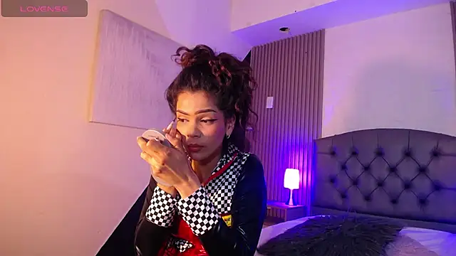 ximena diaz online show from 03/06/25, 08:27