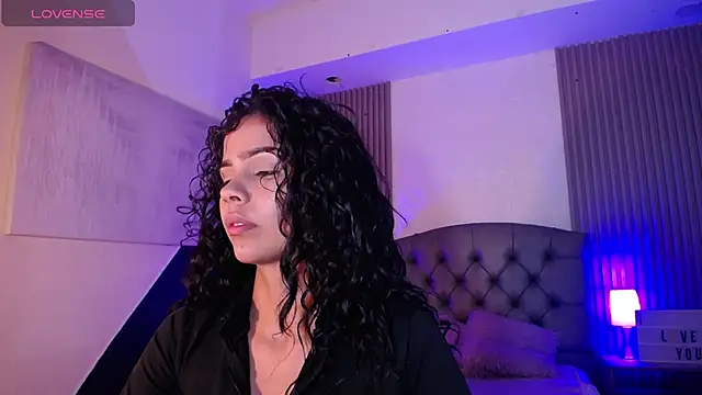 ximena diaz online show from 03/19/25, 09:37