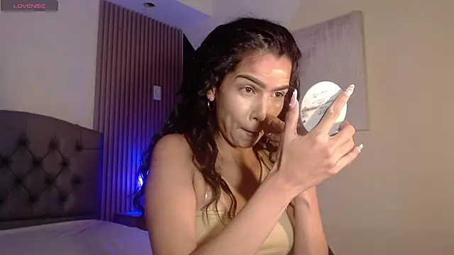 ximena diaz online show from 10/01/25, 08:48