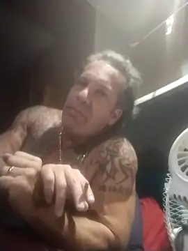 Snapshot of trucker1979 chatting on 10/16/25, 09:10 trucker1979 online show from 10/16/25, 09:10