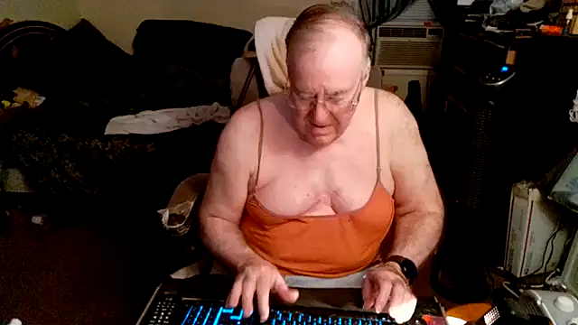 Toastir online show from 10/03/25, 03:09