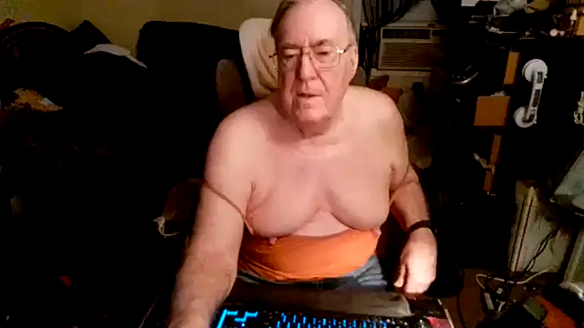 Toastir online show from 10/12/25, 02:27