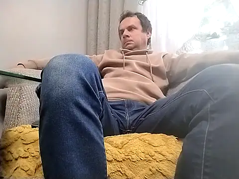 grzes19763 online show from 09/30/25, 08:41