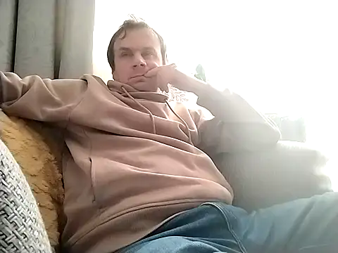 grzes19763 online show from 10/07/25, 08:44