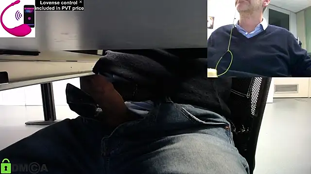 pliko online show from 11/12/25, 02:50