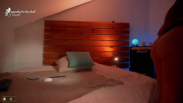 Snapshot of Sympathy_for_the_devil chatting on 11/23/25, 10:20 Sympathy for the devil online show from 11/23/25, 10:20