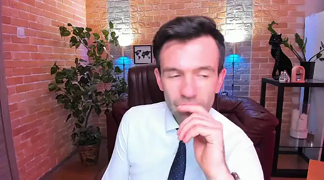 Snapshot of SteveTiger chatting on 01/23/25, 05:21 SteveTiger online show from 01/23/25, 05:21