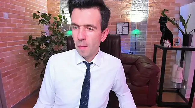 Snapshot of SteveTiger chatting on 01/29/25, 12:56 SteveTiger online show from 01/29/25, 12:56