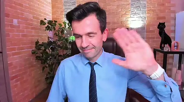 Snapshot of SteveTiger chatting on 01/31/25, 12:51 SteveTiger online show from 01/31/25, 12:51