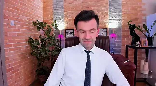 Snapshot of SteveTiger chatting on 02/21/25, 01:00 SteveTiger online show from 02/21/25, 01:00