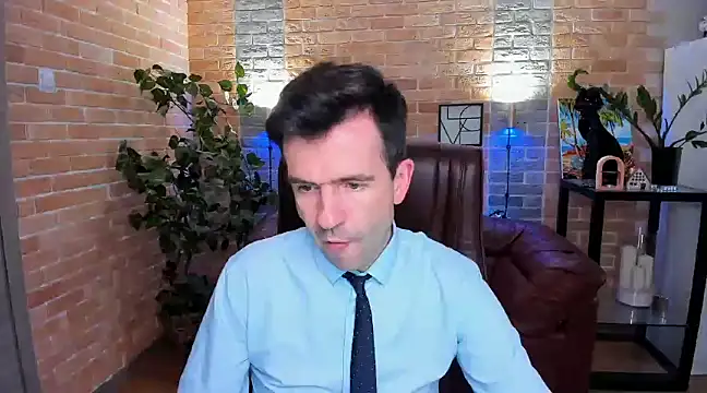 Snapshot of SteveTiger chatting on 03/03/25, 01:42 SteveTiger online show from 03/03/25, 01:42