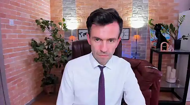 Snapshot of SteveTiger chatting on 03/12/25, 11:53 SteveTiger online show from 03/12/25, 11:53