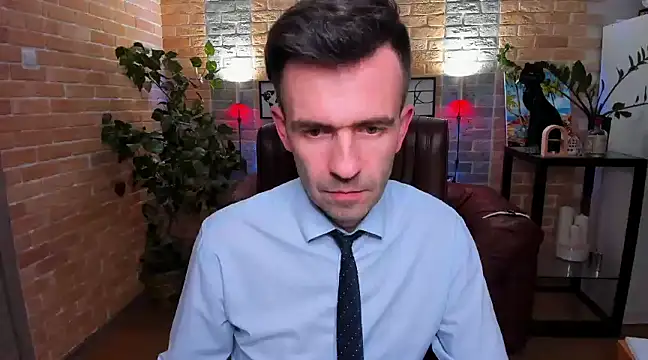 Snapshot of SteveTiger chatting on 03/19/25, 04:24 SteveTiger online show from 03/19/25, 04:24