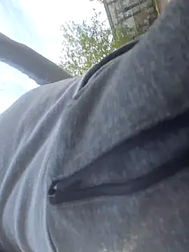 Snapshot of SteveTiger chatting on 09/14/25, 10:36 SteveTiger online show from 09/14/25, 10:36