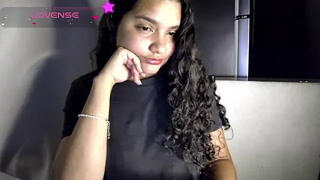 blerstefan1 online show from 01/14/25, 03:32