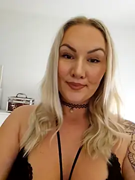 NastyMilf  online show from 12/26/24, 08:00