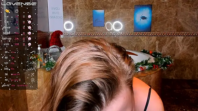 Snapshot of MelindaTin chatting on 01/04/25, 10:38 MelindaTin online show from 01/04/25, 10:38