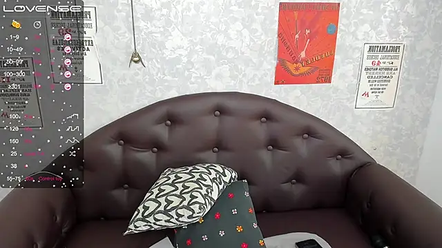 Snapshot of MelindaTin chatting on 02/25/25, 04:46 MelindaTin online show from 02/25/25, 04:46