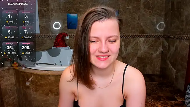 Snapshot of MelindaTin chatting on 02/20/26, 12:40 MelindaTin online show from 02/20/26, 12:40