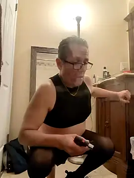 Snapshot of bobby69cock chatting on 02/14/25, 01:34 bobby69cock online show from 02/14/25, 01:34