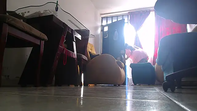 Ixchel Anaid online show from 10/05/25, 12:58