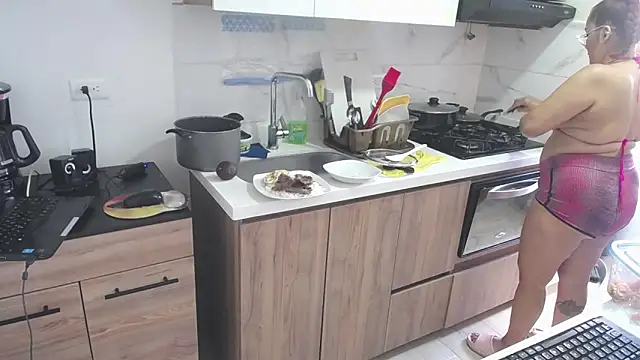 Snapshot of Tits__sweet chatting on 01/17/25, 07:27 Tits sweet online show from 01/17/25, 07:27