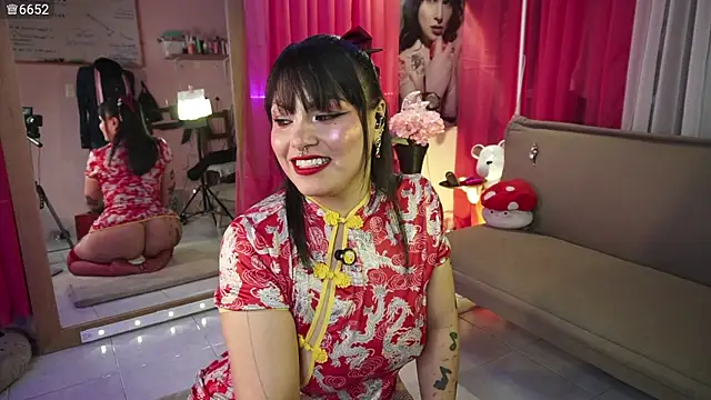 Rachellkors online show from 07/18/26, 11:14