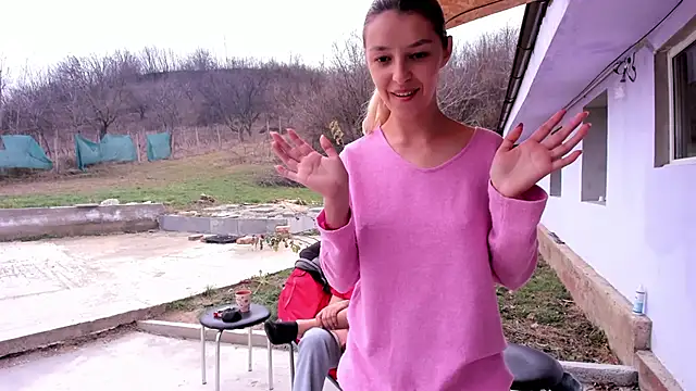 Snapshot of luxurydoll21 chatting on 03/15/25, 10:03 luxurydoll21 online show from 03/15/25, 10:03