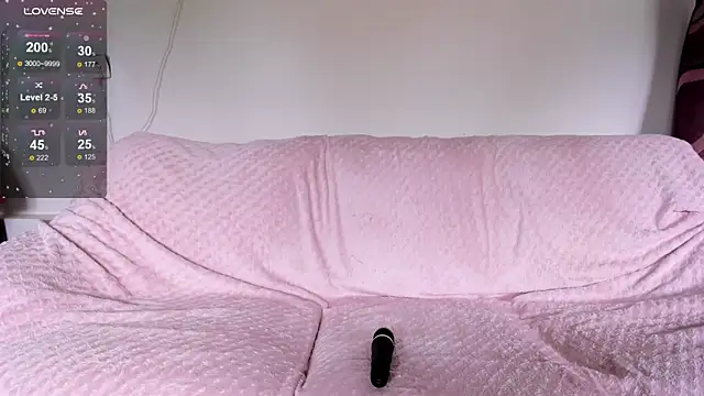 luxurydoll21 online show from 05/17/26, 09:49