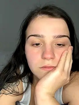 Snapshot of joeystaciee chatting on 11/11/25, 01:49 joeystaciee online show from 11/11/25, 01:49