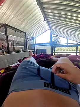 Snapshot of lucas_souza21 chatting on 12/23/24, 12:19 lucas souza21 online show from 12/23/24, 12:19