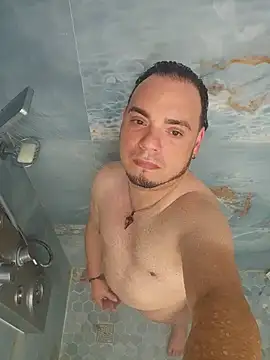 latinoflpr online show from 01/18/26, 03:32