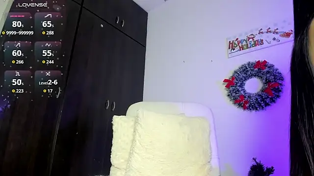 Snapshot of Lisvandr chatting on 11/21/25, 03:33 Lisvandr online show from 11/21/25, 03:33