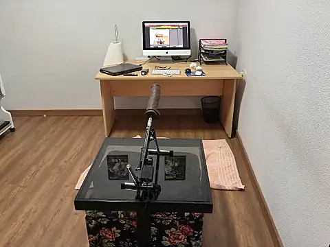 pinkgirls18 online show from 09/21/25, 08:16