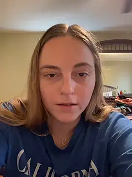 Snapshot of jaseyrae chatting on 12/13/24, 07:10 jaseyrae online show from 12/13/24, 07:10