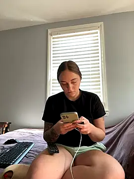 Snapshot of jaseyrae chatting on 10/05/25, 04:49 jaseyrae online show from 10/05/25, 04:49