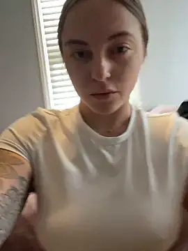 Snapshot of jaseyrae chatting on 10/17/25, 03:14 jaseyrae online show from 10/17/25, 03:14