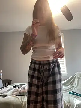 Snapshot of jaseyrae chatting on 11/05/25, 05:24 jaseyrae online show from 11/05/25, 05:24