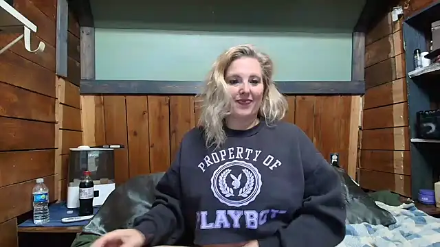 lisaxlovexxx online show from 03/23/26, 03:05