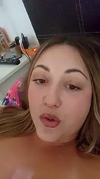 Snapshot of sofiabichota chatting on 09/24/25, 01:25 sofiabichota online show from 09/24/25, 01:25