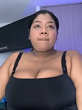 paola091 online show from 05/13/26, 09:33