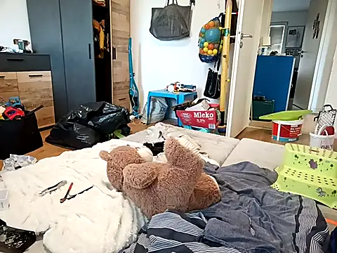 Snapshot of ganjaman871231 chatting on 11/13/25, 09:52 ganjaman871231 online show from 11/13/25, 09:52