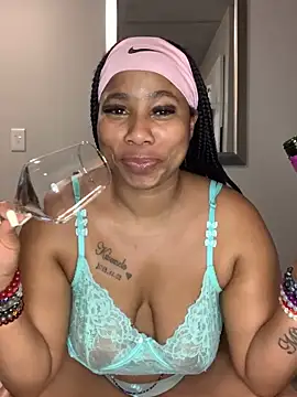 CurvyDesire1 online show from 10/27/25, 06:34