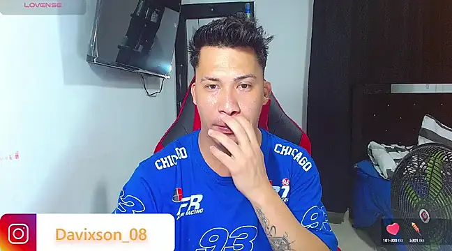 boyhot23x online show from 02/14/25, 05:19