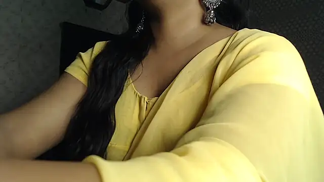 Snapshot of Indian_Anu chatting on 03/10/25, 04:57 Indian Anu online show from 03/10/25, 04:57