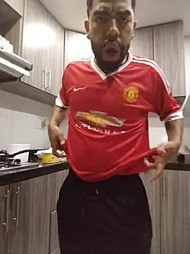 Snapshot of Aroon_Stonne chatting on 12/04/25, 04:44 Aroon Stonne online show from 12/04/25, 04:44