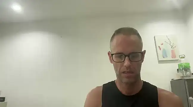 Snapshot of CamCrestXXX chatting on 12/04/24, 03:21 CamCrestXXX online show from 12/04/24, 03:21