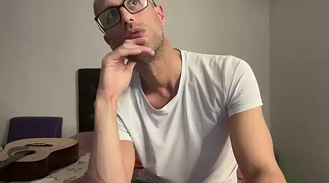 Snapshot of CamCrestXXX chatting on 01/13/25, 12:45 CamCrestXXX online show from 01/13/25, 12:45