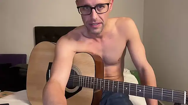 Snapshot of CamCrestXXX chatting on 01/18/25, 11:33 CamCrestXXX online show from 01/18/25, 11:33